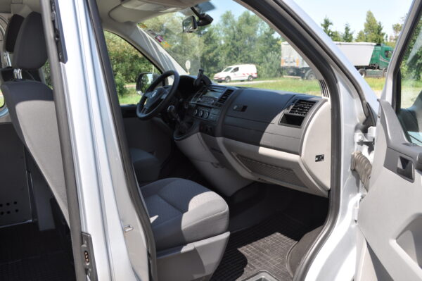 Volkswagen Transporter - obrazek 7