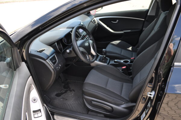 Hyundai i30 - obrazek 6