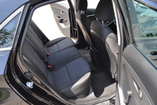 Hyundai i30 - obrazek 8