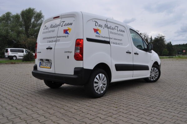 Citroen Berlingo trzy osobowy - obrazek 2