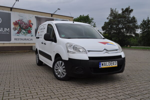 Citroen Berlingo trzy osobowy - obrazek 3