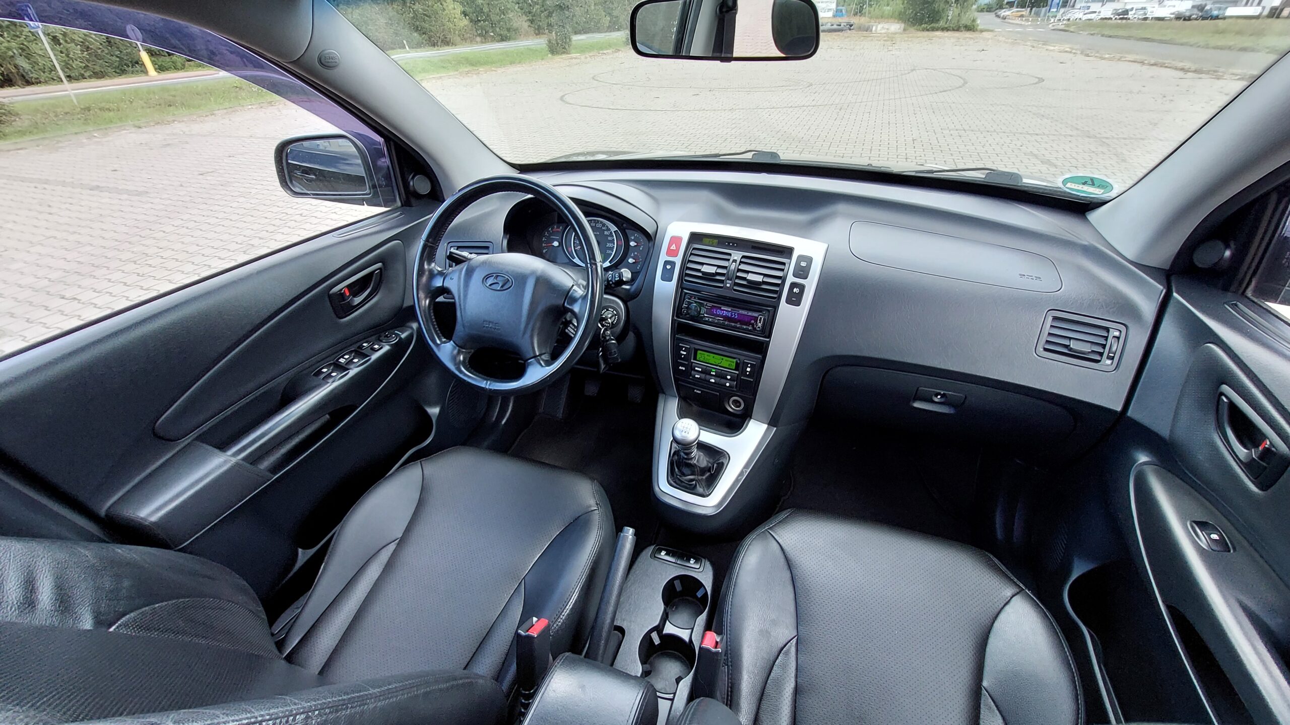 Hyundai Tucson 4x4 2.0 diesel 2006r - obrazek 19