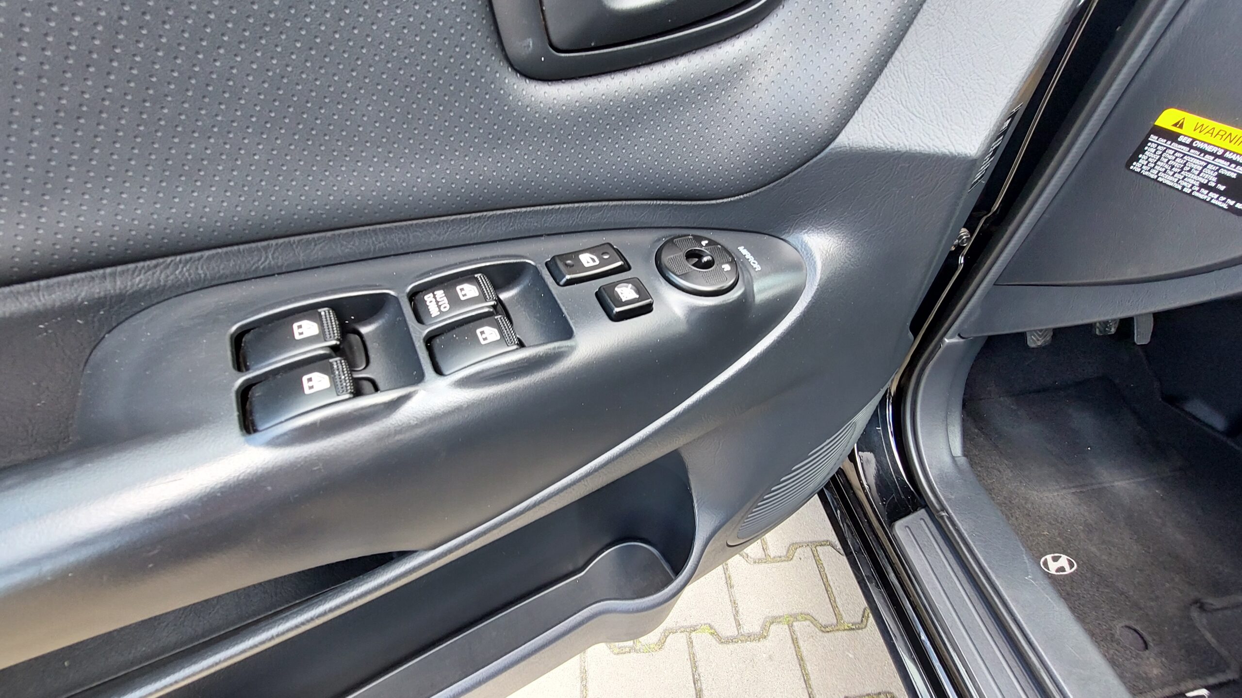 Hyundai Tucson 4x4 2.0 diesel 2006r - obrazek 17