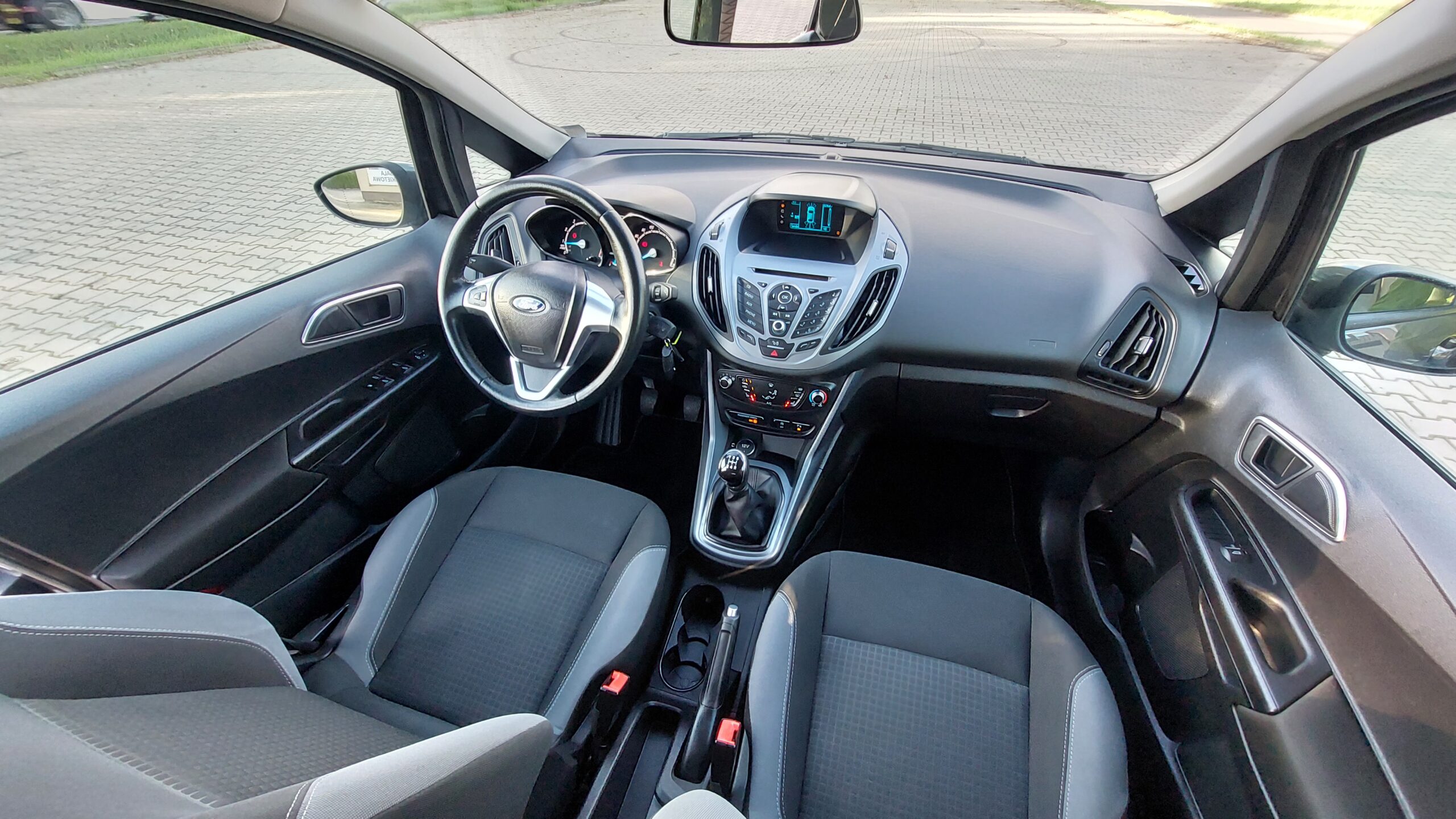 Ford B-Max 2017r benzyna mały przebieg - obrazek 11