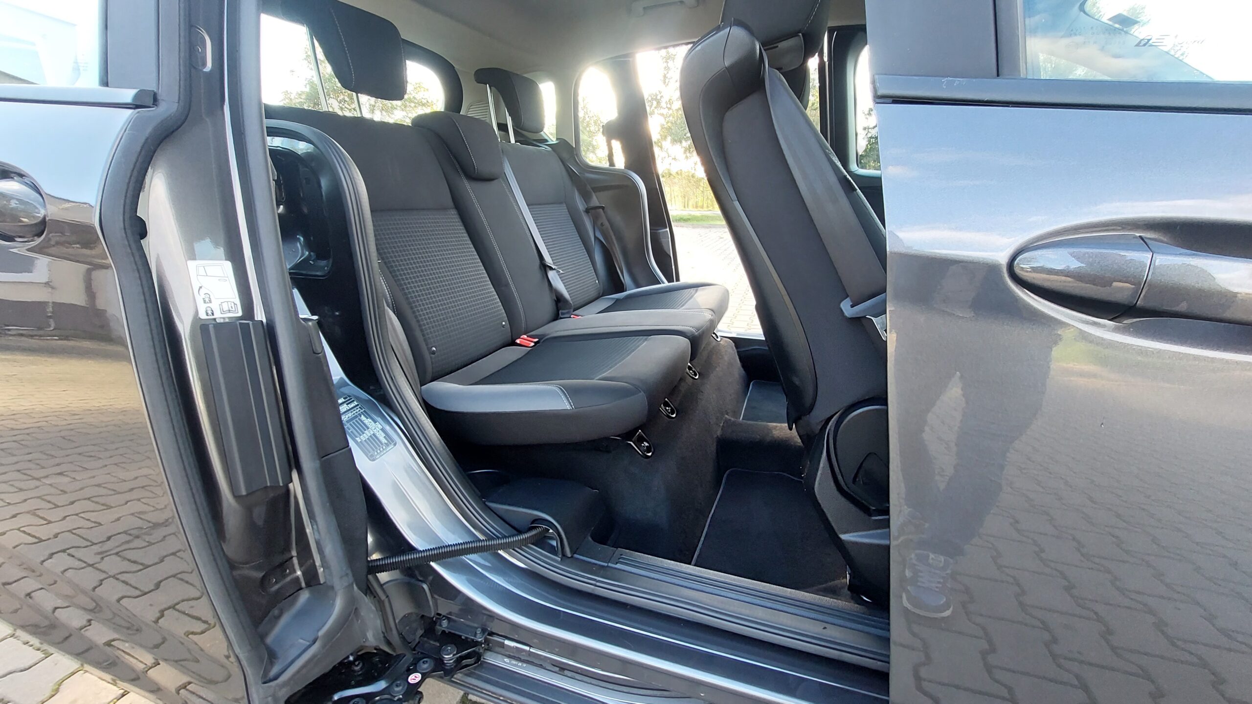 Ford B-Max 2017r benzyna mały przebieg - obrazek 12