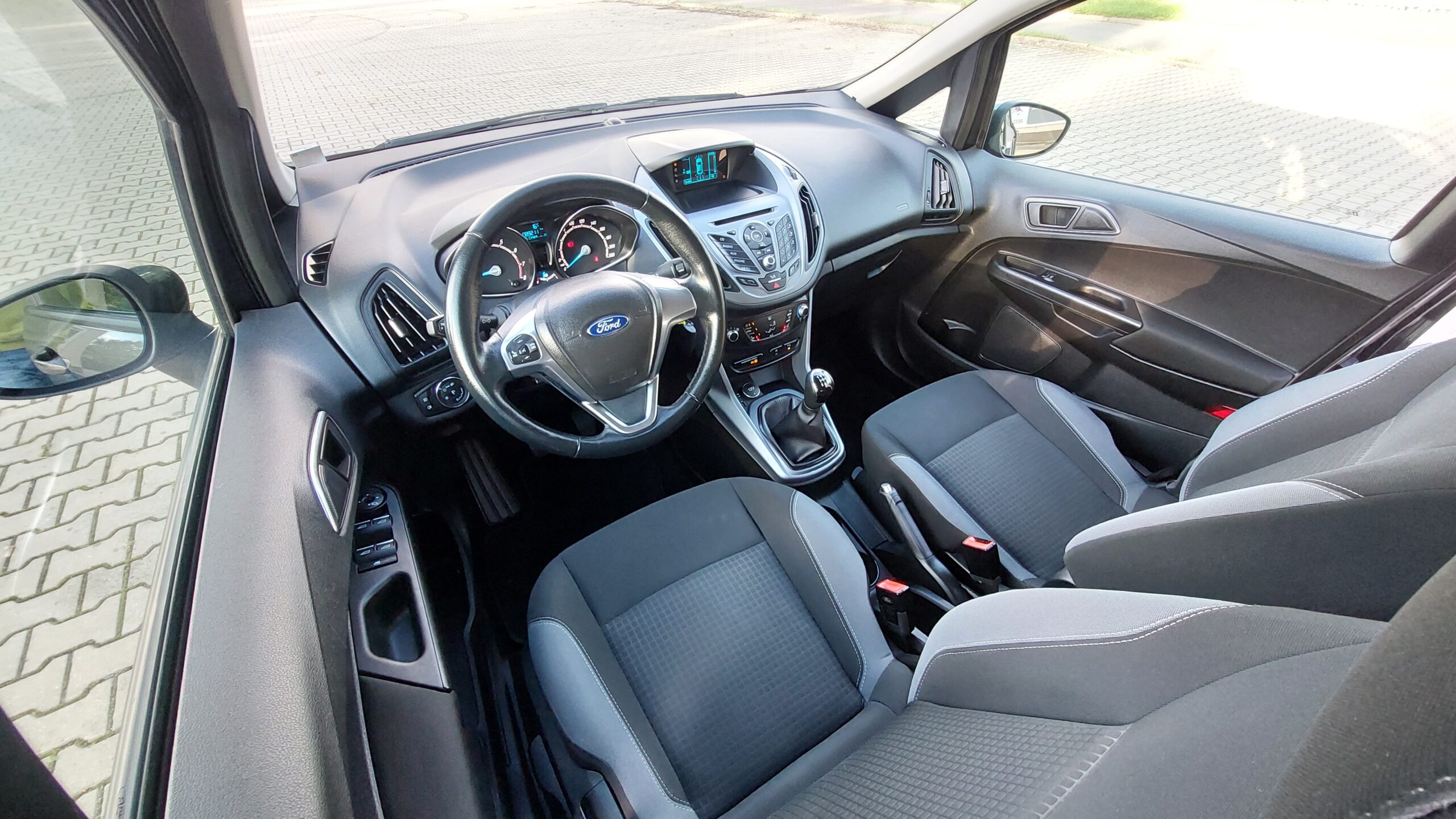 Ford B-Max 2017r benzyna mały przebieg - obrazek 14