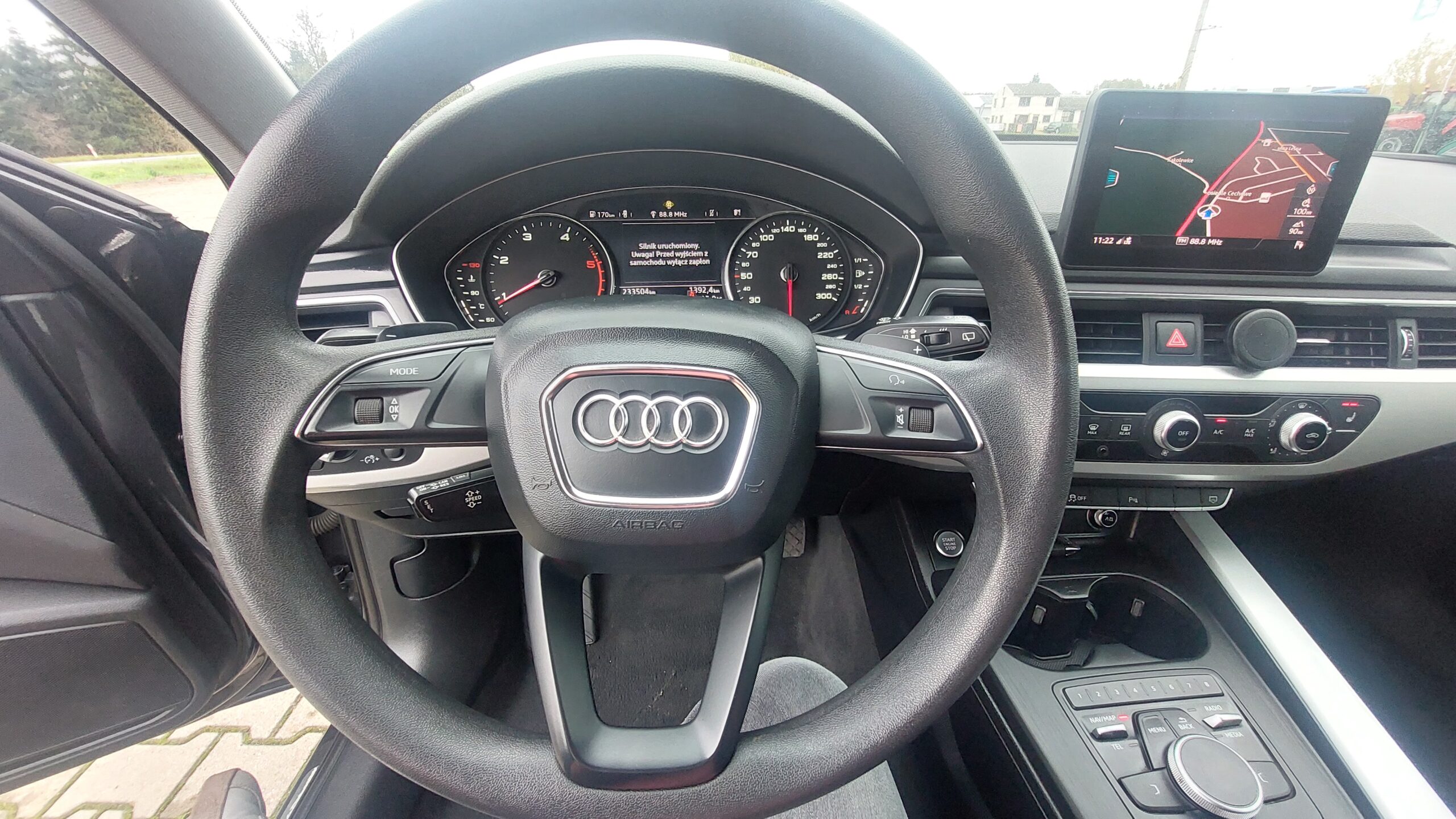 Audi A4 B9 2017r 150 koni automat - obrazek 15