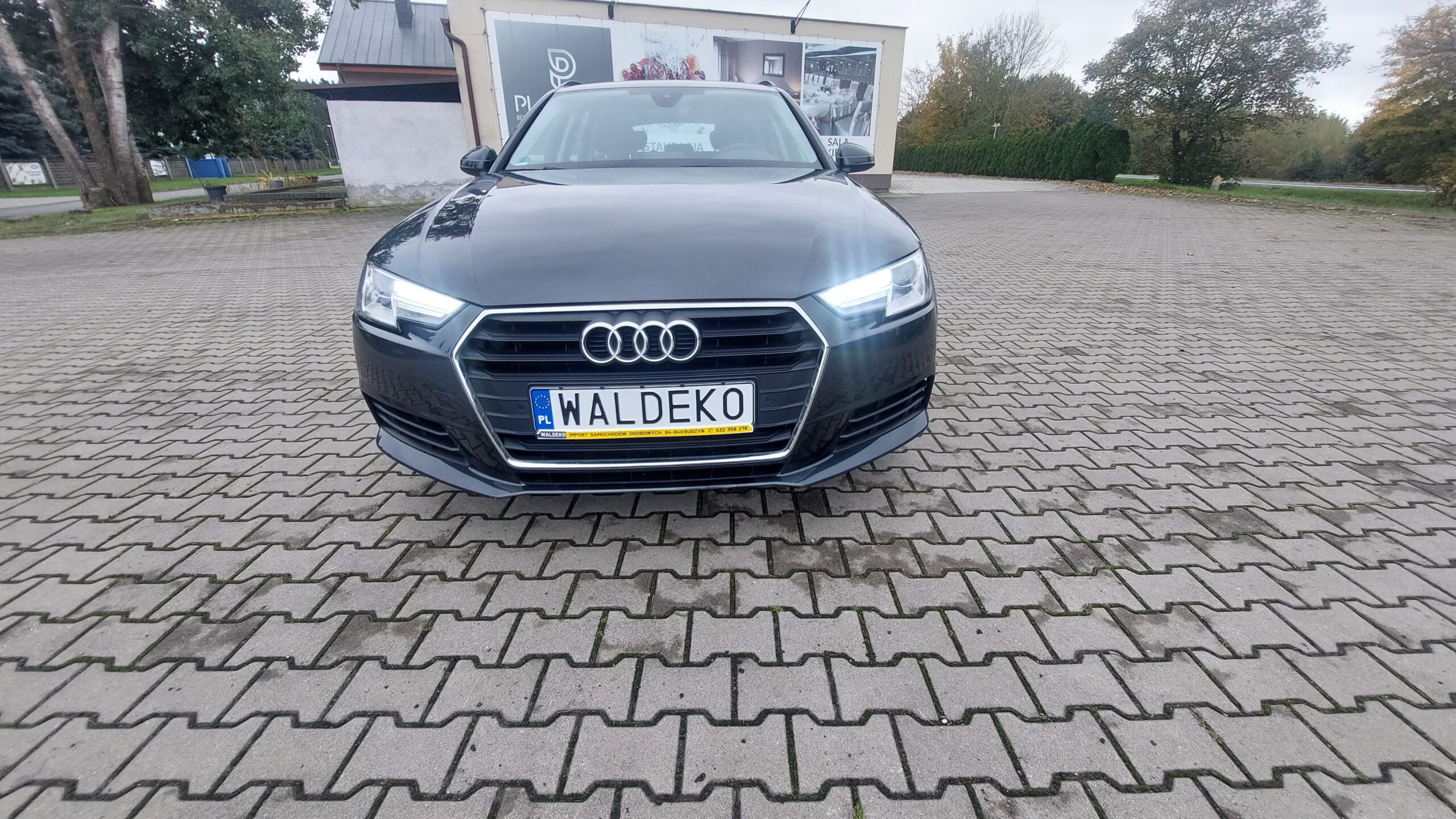Audi A4 B9 2017r 150 koni automat - obrazek 30