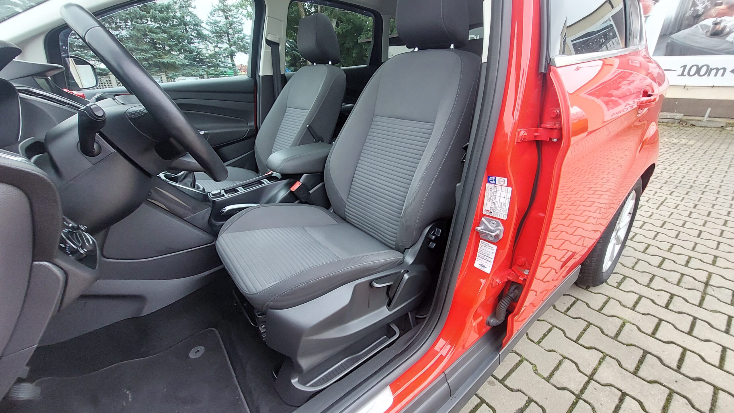 Ford C-Max 1.5 benzyna 2015r Perfekcyjny Stan - obrazek 14