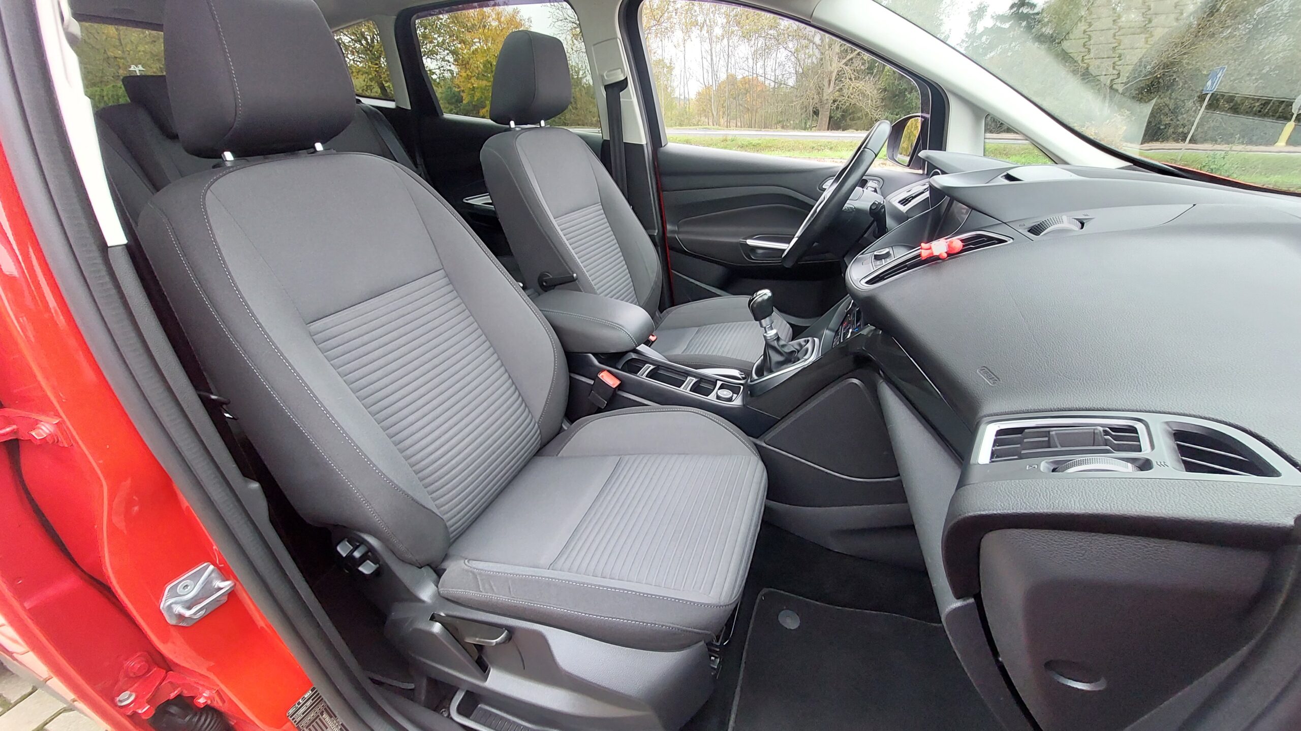 Ford C-Max 1.5 benzyna 2015r Perfekcyjny Stan - obrazek 15