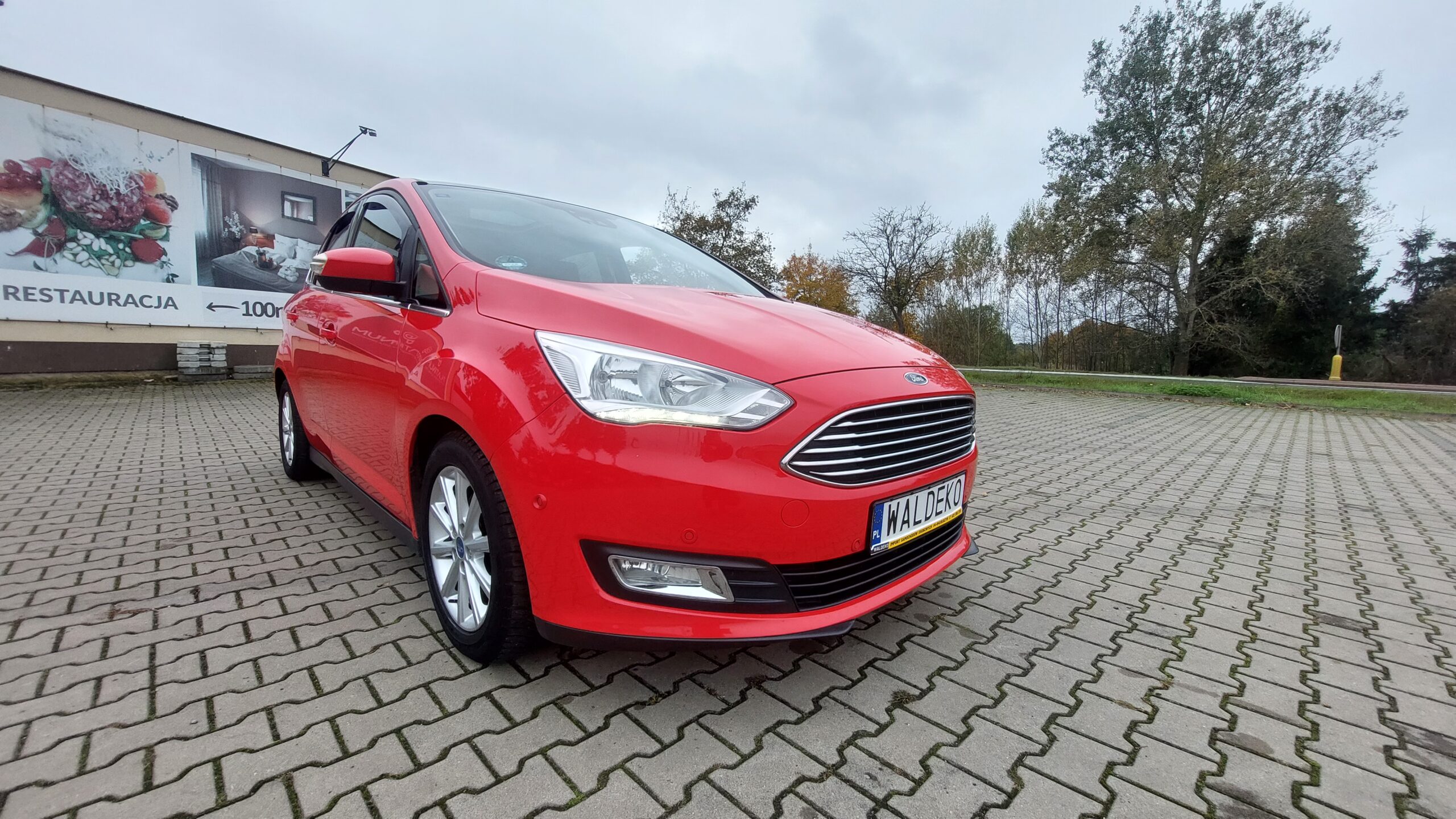 Ford C-Max 1.5 benzyna 2015r Perfekcyjny Stan - obrazek 3