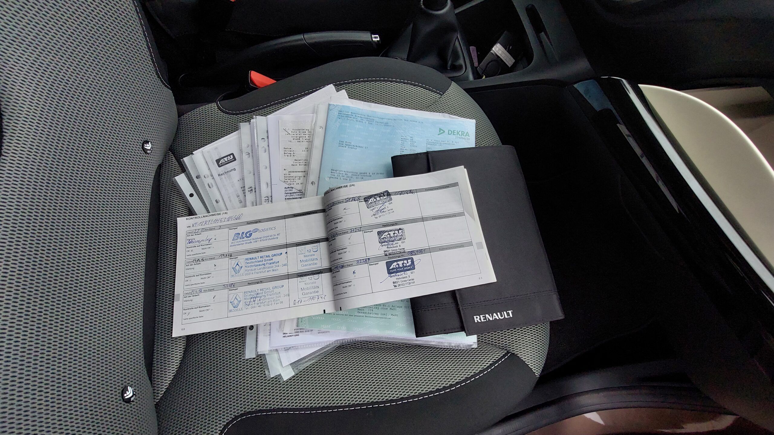 Renault Captur 1.5 Diesel 2015r Super Stan - obrazek 21